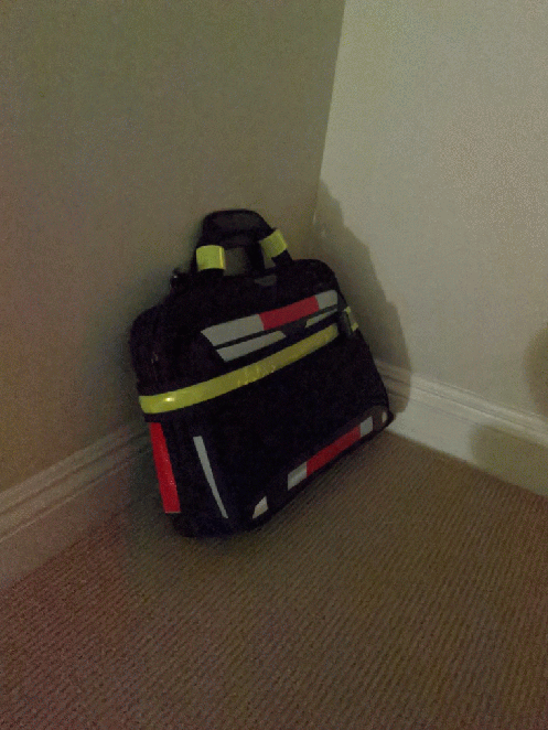 1-laptop-bag-blinking